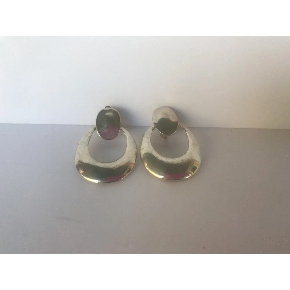 Earrings 1980's look silver tone clip‎ on round circles Dangle Two Tier Chunky